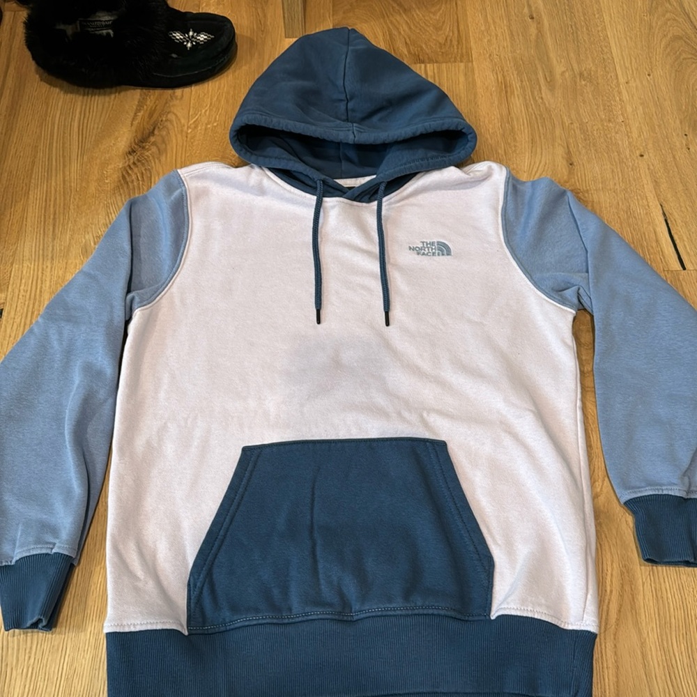 Women’s Small The North Face hoodie - light pink and blue Size Small